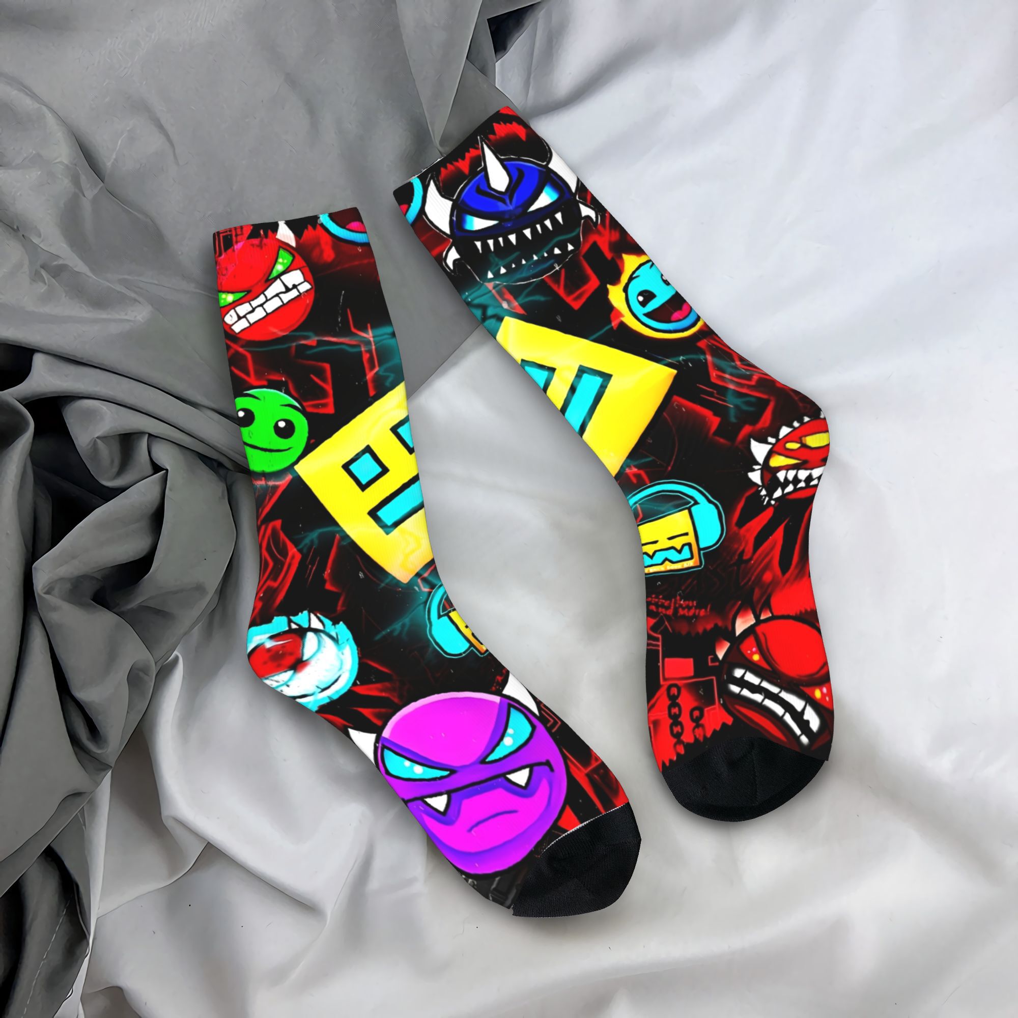 Geometry Gaming Dashed  Stocki - Retro Gaming Gifts For Men 评论和价格