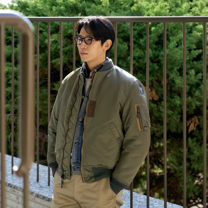 WII USAF William Gibson 2026 M - Retro Gaming Jacket 评论和价格